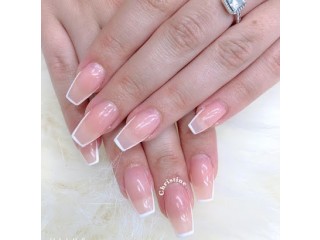 Chic Nails