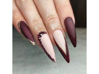 Veronika Halls Nail Artist-Norwich