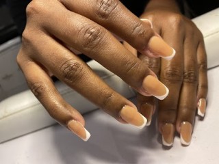 Royale Nails