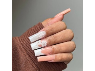 Nails & Beauty