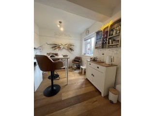 The G&T Nail Bar