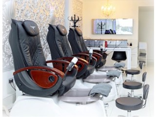 The Nail Lounge