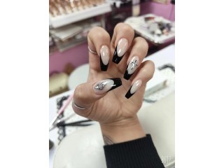 Crystal Beauty & Nail Studio