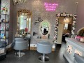 v-salon-small-0